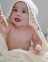 Baluchon ⚜ 53151751 Sortie de bain pour bébé - Les petites fleurs roses - Bambino par Baluchon vendu par Veille sur toi