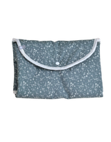 Baluchon ⚜ 53301796 Matelas à langer pour bébé - Sarcelle et petites fleurs - Bambino par Baluchon vendu par Veille sur toi
