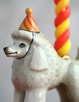 Camp Hollow SURCT0039 Porte-bougie en porcelaine - Cake Topper - Caniche - Camp Hollow vendu par Veille sur toi