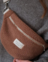 Dans le sac ⚜ BELT-SHER-PACA Sac banane en sherpa - Pécan - Dans le sac vendu par Veille sur toi