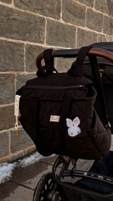 Dans le sac â Quilted-Convertible-Backpack-Black Sac Ă dos matelassĂ© convertible - Noir - Dans le sac vendu par Veille sur toi