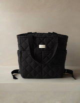 Dans le sac â Quilted-Convertible-Backpack-Black Sac Ă dos matelassĂ© convertible - Noir - Dans le sac vendu par Veille sur toi