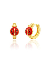 Girl Nation GN-J683E Boucles d'oreilles anneaux plaquées or 18 carats – Coccinelle – Girl Nation vendu par Veille sur toi