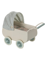 Maileg 11-5103-00 Duo poussette et bébé souris - Menthe - Maileg vendu par Veille sur toi