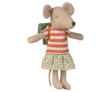 Maileg 17-6204-01 Vêtements et sac à dos pour grande soeur souris - Vert - Maileg vendu par Veille sur toi