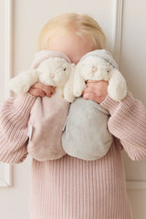 Snuggle Bunnies SB-PenSlee-Wil Peluche Pénélope endormie - Saule - Snuggle Bunnies vendu par Veille sur toi