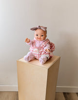 Tiny Harlow TH-BACA-PIGING-Archivé Porte-bébé pour poupée - Vichy rose - Tiny Harlow vendu par Veille sur toi