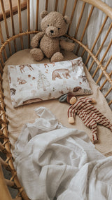 Veille sur toi ⚜ VST-TO-BOISE Taie d'oreiller pour enfant - Les amis du boisé - Veille sur toi vendu par Veille sur toi