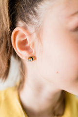 Boucles d'oreilles en émail - Rose rouge - Girl Nation marque Girl Nation vendu par Veille sur toi