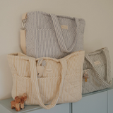 Dans le sac ⚜ DIAP-BAG-STR-SAG Sac à couche - Rayé sauge - Dans le sac vendu par Veille sur toi
