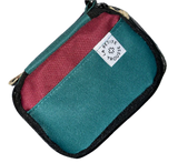 La petite trousse ⚜ LPT-MINI-VERT/BOURGOGNE La Micro - Trousse de premiers soins - La Petite Trousse Vert/Bourgogne vendu par Veille sur toi