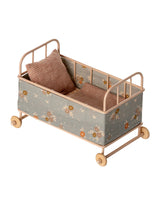 Maileg 11-5125-00 Lit de bébé - Micro - Poudre - Maileg vendu par Veille sur toi