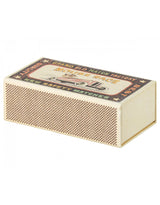 Maileg 17-3202-01 Grande soeur souris brune, robe de nuit blanche dans sa boîte d'allumettes - Maileg vendu par Veille sur toi