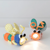 Manhattan Toy Lampe de poche peluche - Luciole - Manhattan Toy vendu par Veille sur toi