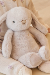Snuggle Bunnies SB-Pen-Bei Peluche Pénélope le lapin - Beige - Snuggle Bunnies vendu par Veille sur toi