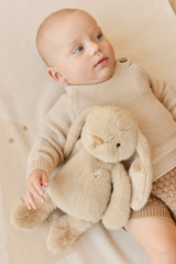 Snuggle Bunnies SB-Pen-Car Peluche Pénélope le lapin - Caramel - Snuggle Bunnies vendu par Veille sur toi