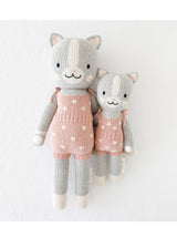 Cuddle + kind Peluche - Daisy la chatte - Cuddle + kind vendu par Veille sur toi