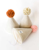 Fancy Little Day ⚜ Chapeau de fête - Beige avec pompom beige - Fancy Little Day vendu par Veille sur toi